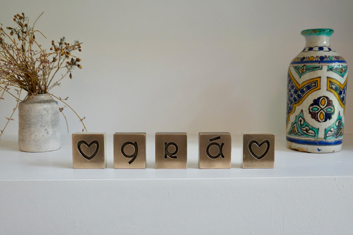 grá (love) - ciúb